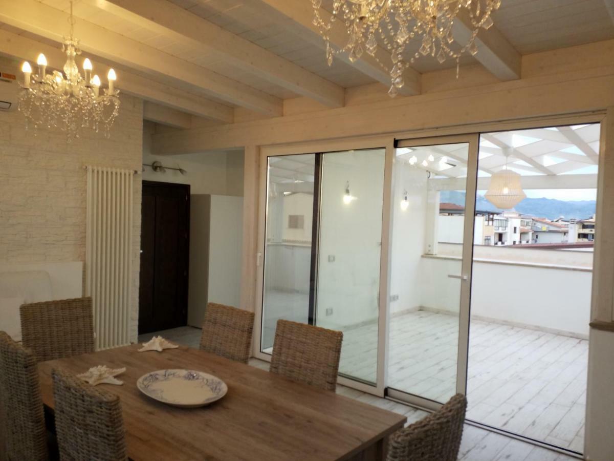 Mediterranean Apartments Capo dʼOrlando Exterior foto